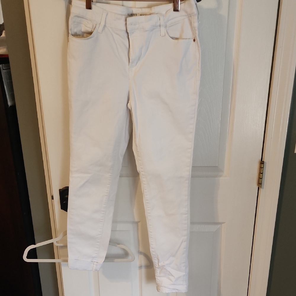 Women's White old navy Rockstar jeans